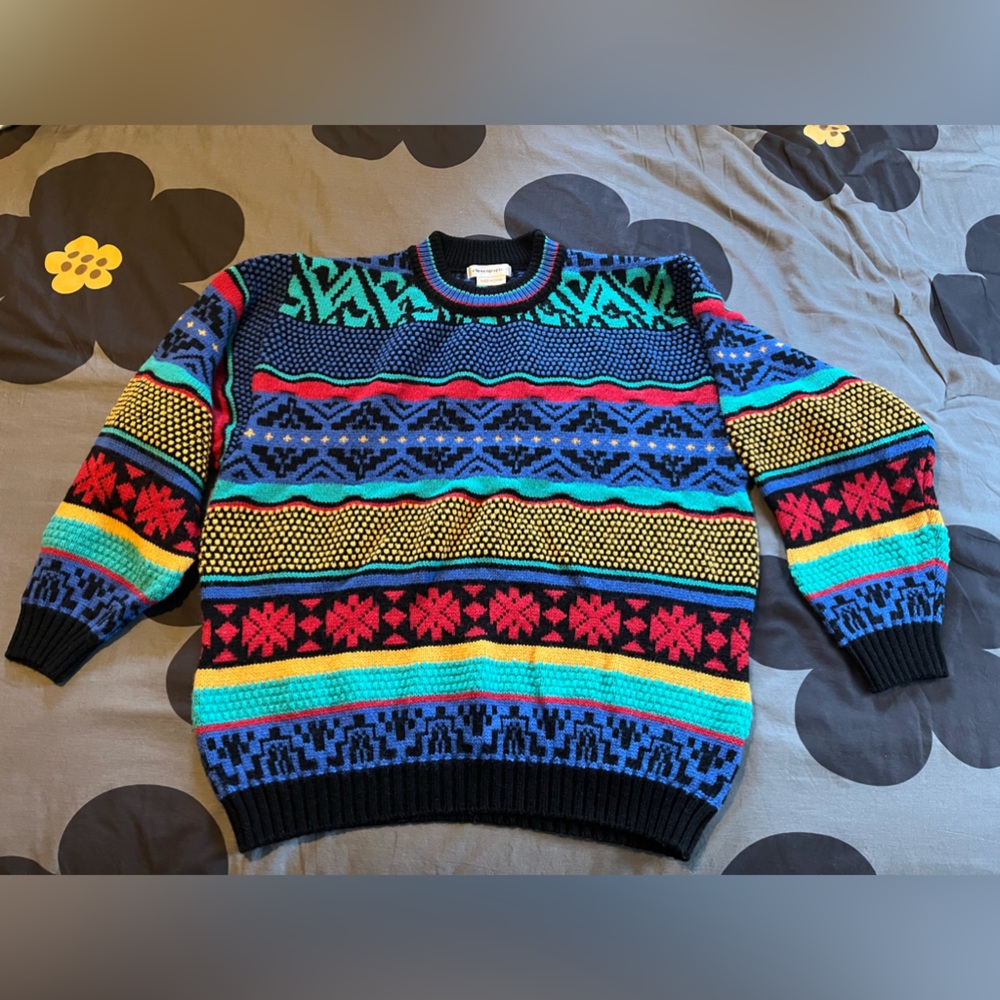 Vintage geometric sweater